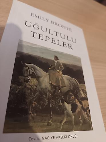 📚 Uğultulu Təpələr — 5 AZN ✨ Yeni kimidir, çox səliqəli lalafo.az -da 📚 Uğultulu Təpələr — 5 AZN ✨ Yeni kimidir, çox səliqəli