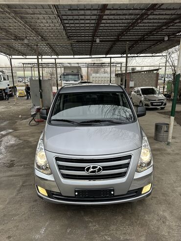 автомобиль hyundai h1: Hyundai H-1 (Grand Starex): 2018 г., 2.5 л, Автомат, Дизель, Минивэн