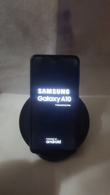 Samsung A10. ispravan. sim free. lepo ocuvan. bez punjaca