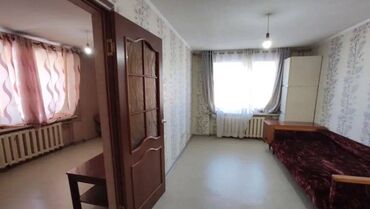 стол для растяжки спины: 2 комнаты, Агентство недвижимости, Без подселения