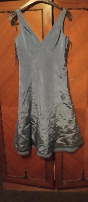 Haljine: Svećane/večernje haljine – set od 4 modela 1) Ljubičasta haljina od — 4