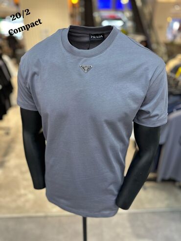 Majice: Od S do 2xl
2750 din hana na lalafo.rs — 18 Majice: Od S do 2xl
2750 din hana — 18