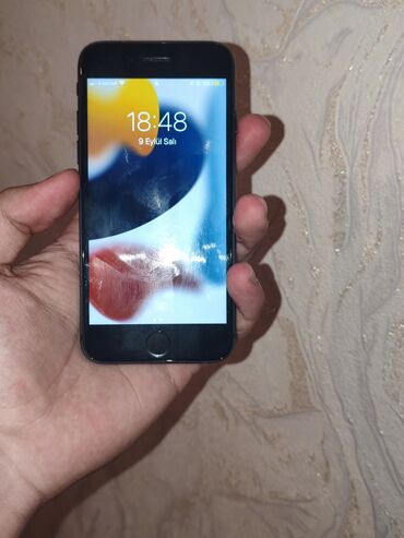 IPhone 7, 32 ГБ, Черный