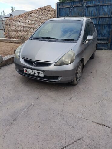 запчасти шевроле бишкек: Honda Fit: 2003 г., 1.3 л, Вариатор, Бензин, Хетчбек