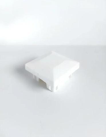 Proizvodi od rolovanog metala, metalni kanali: Panelna ograda 3d boja bela ral 9010. Panelna ogradafence system — 5