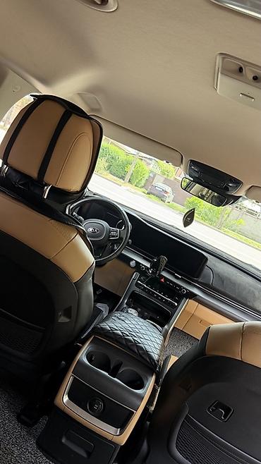 Kia: Kia Carnival: 2021 г., Минивэн — 7