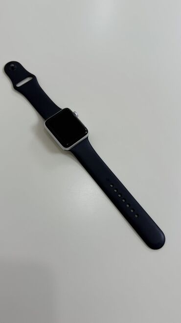карманные часы: Смарт-часы Apple Watch Series 3 Nike в серебристом корпусе с черным