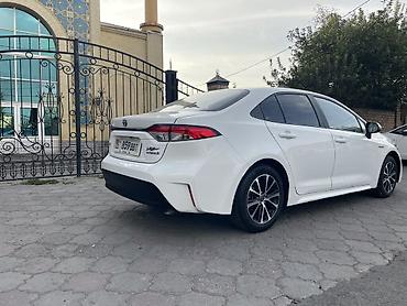 силен: Toyota Levin: 2023 г., 1.8 л, Вариатор, Гибрид, Седан — 3