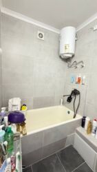 Продажа квартир: 1 комната, 72 м², 104 серия, 1 этаж at lalafo.kg — 10 Продажа квартир: 1 комната, 72 м², 104 серия, 1 этаж — 10