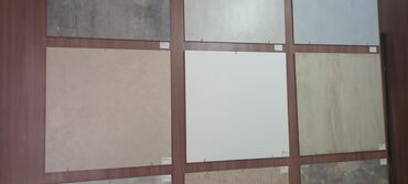 ağ boya: Böyük ölçülü keramika/plastik plitələr vitrin kolleksiyası - Müxtəlif