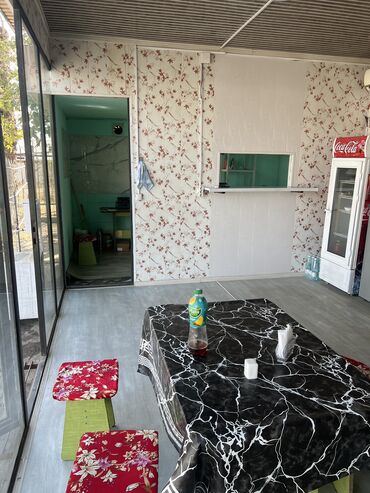 Киоски, ларьки: Киоск сатылат или арендага берилет.адреси Жалабад Автовогзалда.готовый — 8