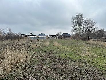 Продажа коттеджей и домов: Трёхкомнатная времянка и новый дом четыре комнатные плюс сарай 20/6 — 12