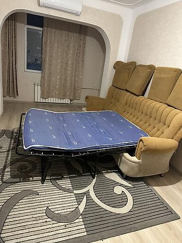 hava matraslari: Çevrilən divan–çarpayı - Rəng: tünd bal–bej kombinasiyası - Material — 3