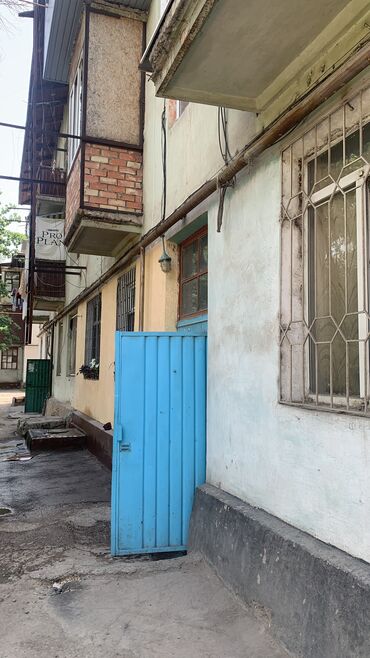 Продажа квартир: 1 комната, 28 м², Сталинка, 1 этаж, Косметический ремонт