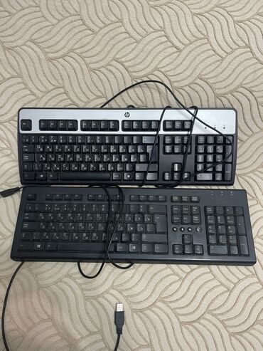 Modemlər və şəbəkə avadanlıqları: Klaviatura