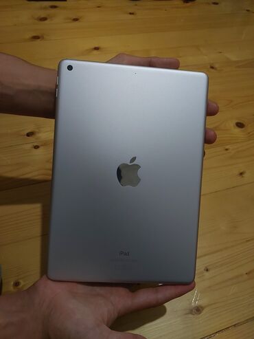 irşad electronics planşetlər: İşlənmiş Apple iPad 9 (2021), 10,2", 64 GB, Ünvandan götürmə