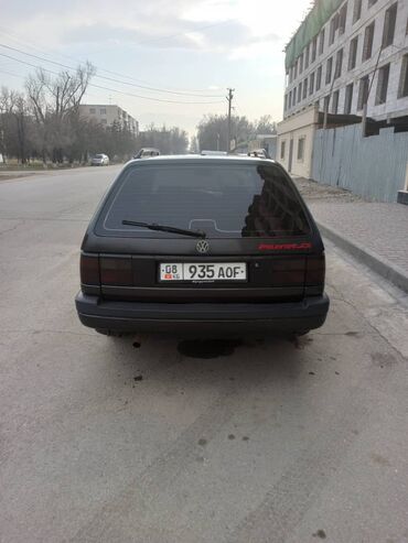 некся мотор: Volkswagen Passat Variant: 1990 г., 1.8 л, Механика, Бензин, Универсал