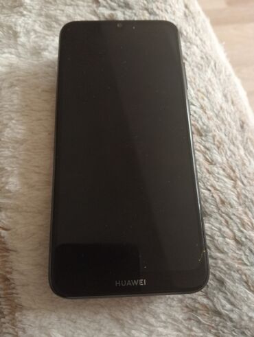 blackberry satilir: Huawei Y6, 32 GB, rəng - Qara