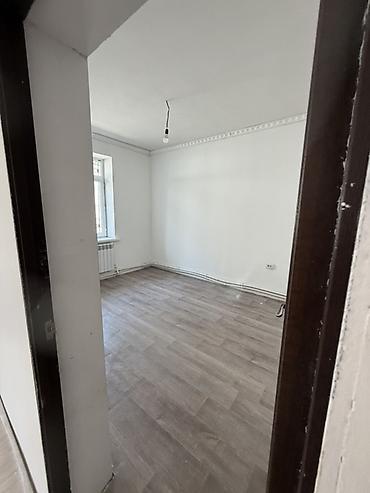 Продажа коттеджей и домов: 5 комнат, 130 м², 4 соток, Бишкек, Оскон-ордо ж/м Собственник — 32