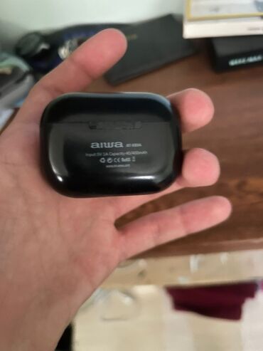 Динамики и колонки: Б/у Беспроводные (Bluetooth) Наушники, Aiwa, цвет - Черный