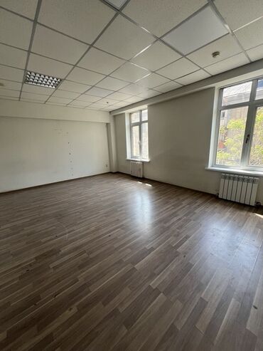 аренда помещение под офис: Сдается помещение 
адрес: усенбаева 44 пересекает Московская 
2 этаж