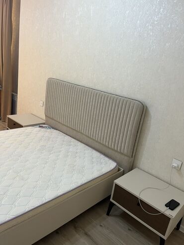 Yataq otağı dəstləri: İkinəfərlik çarpayı, 2 tumba — 3