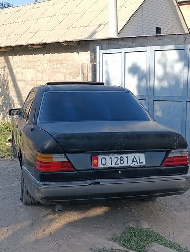 авто рассрочку без банка: Mercedes-Benz E-Class: 1993 г., 2.2 л, Автомат, Бензин, Седан