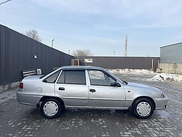 Daewoo: Daewoo Nexia: 2009 г., 1.6 л, Механика, Бензин, Седан at lalafo.kg — 5 Daewoo: Daewoo Nexia: 2009 г., 1.6 л, Механика, Бензин, Седан — 5