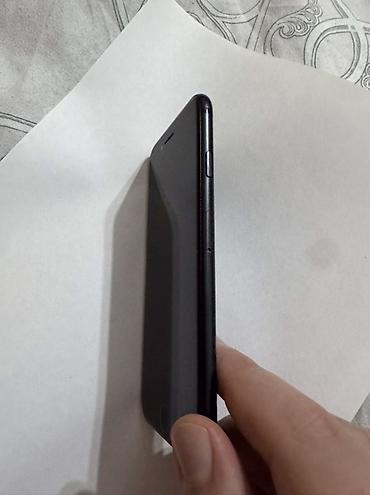 apple iphone 7: IPhone 7, 32 GB, Qara, Barmaq izi — 4