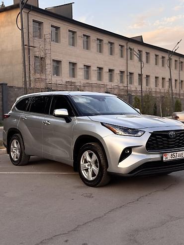 голиф 2: Toyota Highlander: 2022 г., 2.5 л, Автомат, Гибрид, Кроссовер — 3