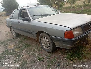накладки на 124: Audi 100: 1987 г., 1.8 л, Механика, Бензин, Седан — 3