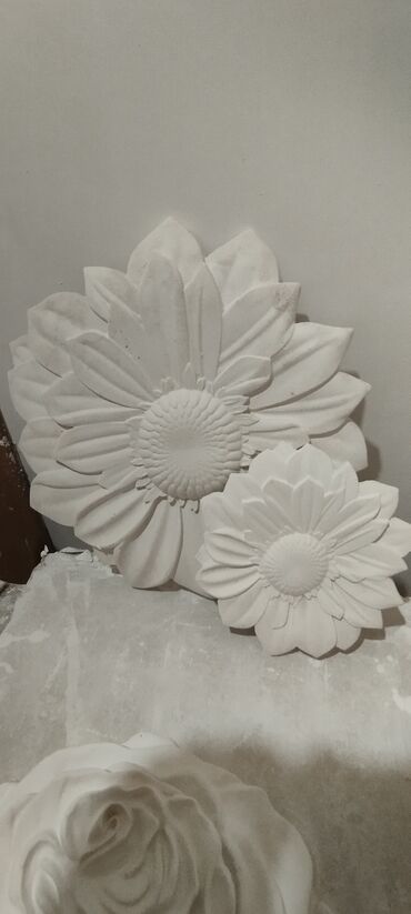 Fasad işləri: Gibsden hazirlanmis 3d güllər və kabancikler satilir yalniz daxilə — 12