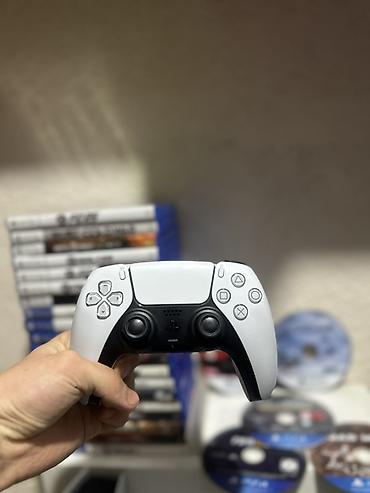Sony PlayStation: Sony ps 5 slim 1tb + 600 игр +ufc 6 два джойстика. Новое состояние — 7