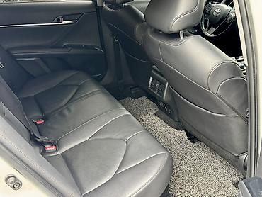 Продажа авто: Toyota Camry: 2018 г., 2.5 л, Вариатор, Гибрид, Седан — 8