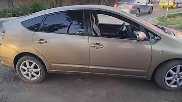 canry 70: Toyota Prius: 2005 г., 1.5 л, Вариатор, Гибрид, Универсал — 3