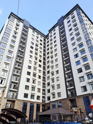 квартира ат башы: 2 комнаты, 68 м², 11 этаж