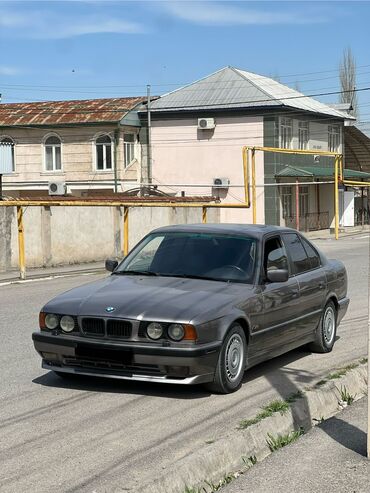 BMW 5 series: 1992 г., 2.5 л, Механика, Бензин, Седан