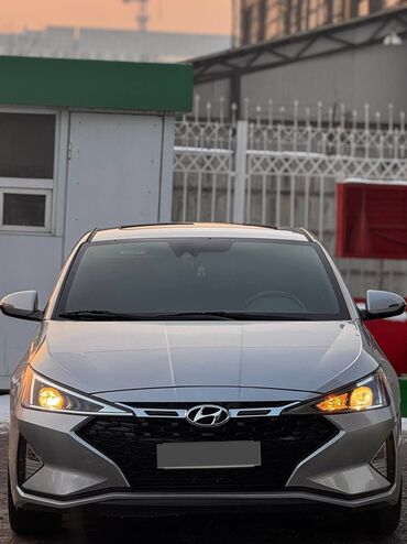 Hyundai: Hyundai Elantra: 2019 г., 1.6 л, Автомат, Бензин, Седан