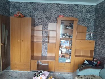 стеллажи для салона: Кухонный гарнитур, цвет - Бежевый, ДСП