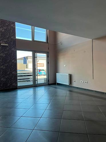 Nekretnine: Lokal 118m2 za izdavanje u ulici Veljka Dugoševića. Za sve — 2