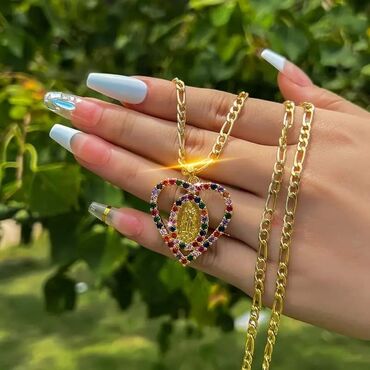 Ogrlice: Ogrlica sa priveskom, Materijal: Hirurški čelik, Cirkon — 8