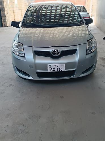 mercedes benz 208 d: Toyota Auris: 1.4 l | 2007 il Hetçbek — 1