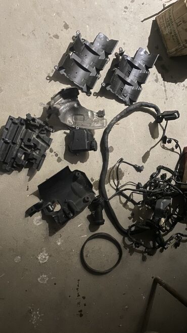 Другие детали для мотора: Запчасти двигателя от Mercedes-benz спринтер 318,3-куб мотор V — 3