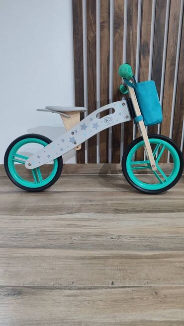 Igračke: Balans bicikl za decu. Kao nov sto se vidi i na slikama. Lagan za
