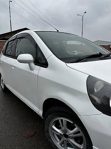 Honda: Honda Fit: 2003 г., 1.3 л, Вариатор, Бензин, Хэтчбэк — 8