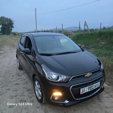 шевроле спарк 2016: Chevrolet Spark: 2016 г., 1 л, Автомат, Бензин, Хэтчбэк