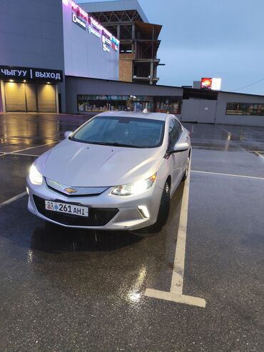 Chevrolet: Chevrolet Bolt: 2016 г., 1.5 л, Автомат, Гибрид, Хэтчбэк