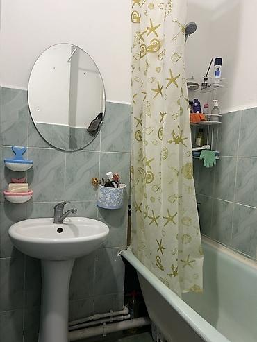 Продажа квартир: 1 комната, 37 м², 5 мкр Индивидуалка, 3 этаж — 7