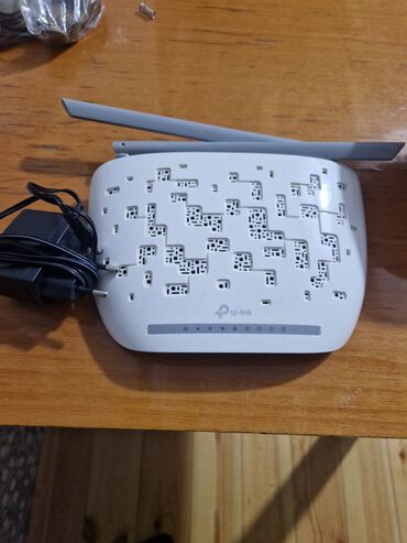 wifi modem qiymetleri: Işley veziyetdedi tezedi 40 azn almışam isteyen olsa qiymetde