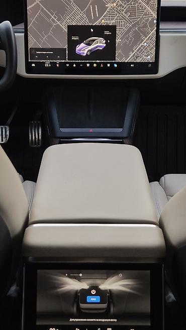 Tesla: Tesla Model S: 2022 г., Электромобиль, Седан — 11